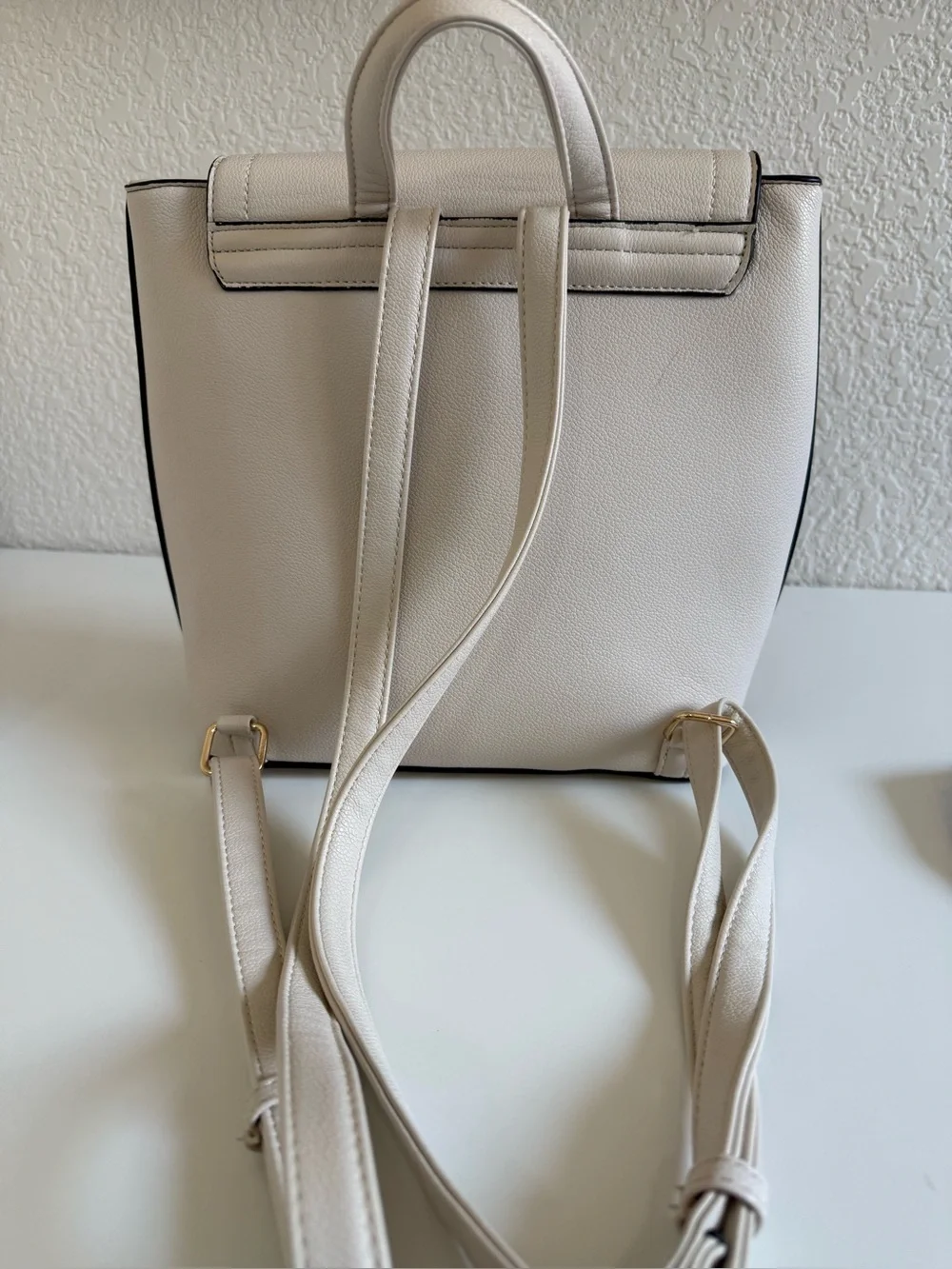 Malibu Skye | Two Tone Backpack‎ Purse | Soft Vegan Leather